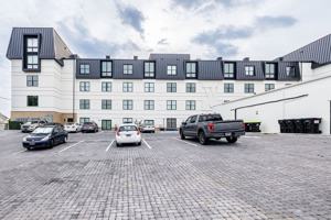 featured image of 518 Madison Street