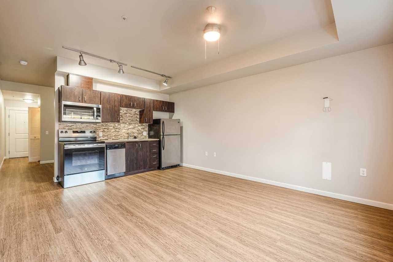 Sellwood Apartments - Photo 2 of 12