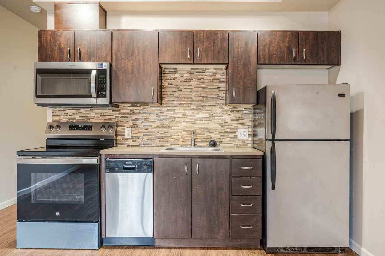 Sellwood Apartments - Photo 3 of 12