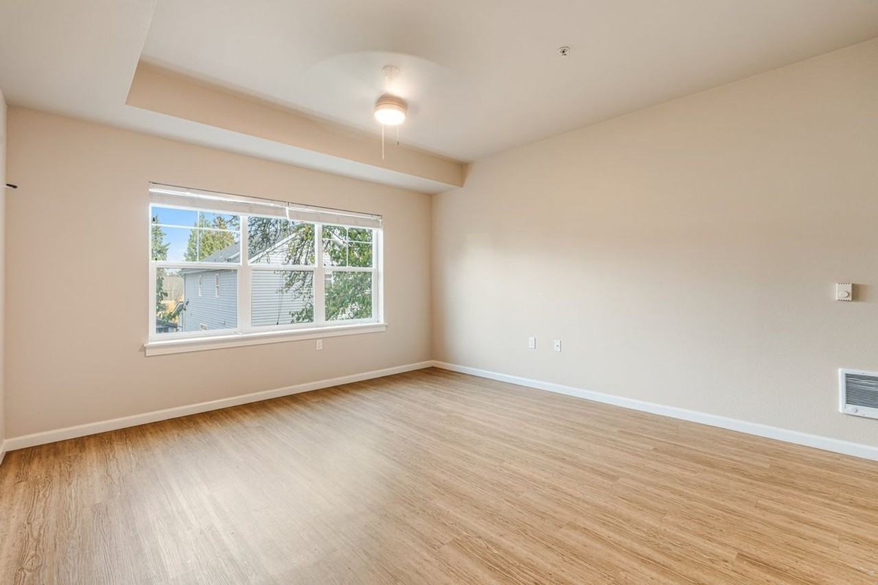 Sellwood Apartments - Photo 5 of 12