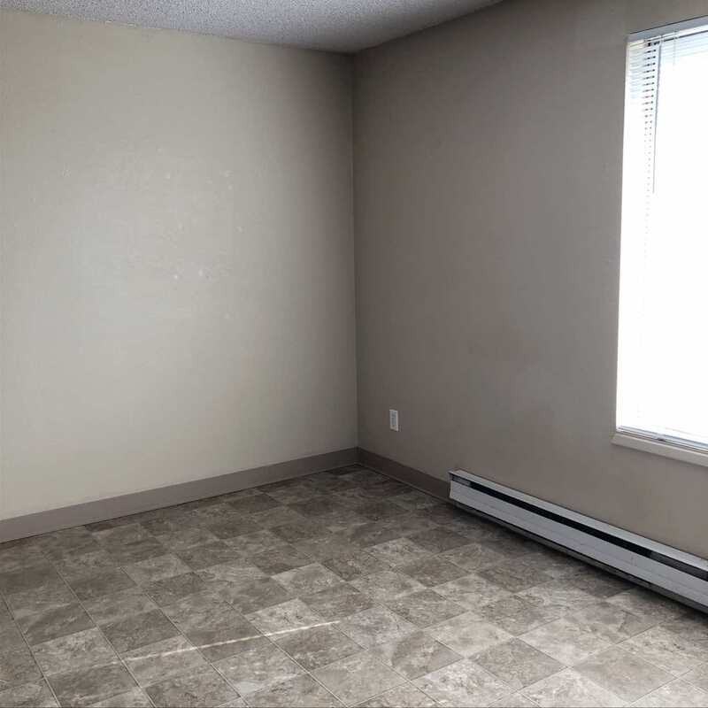 248 W Clark St - Photo 7 of 22