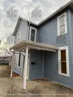 featured image of 726 E Main St