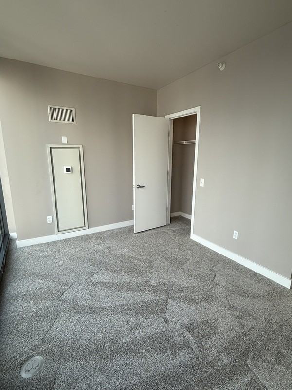 11 West Grand Avenue - Photo 3 of 17