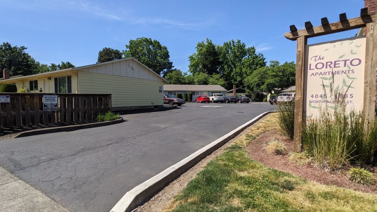 Loreto Apartments - Photo 3 of 50