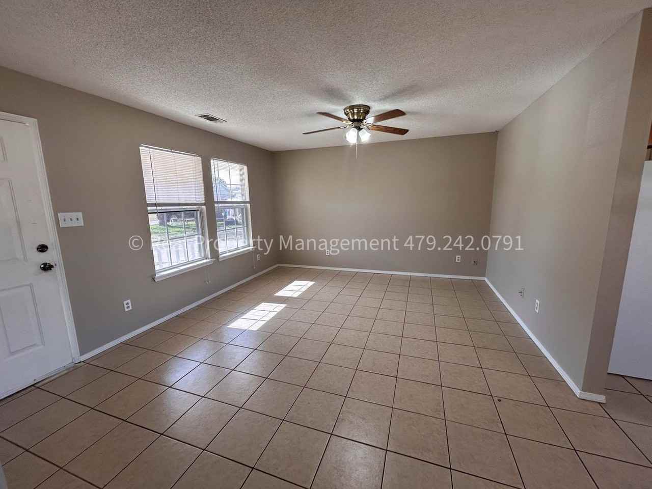 1805 Cherrybark Bnd - Photo 3 of 20