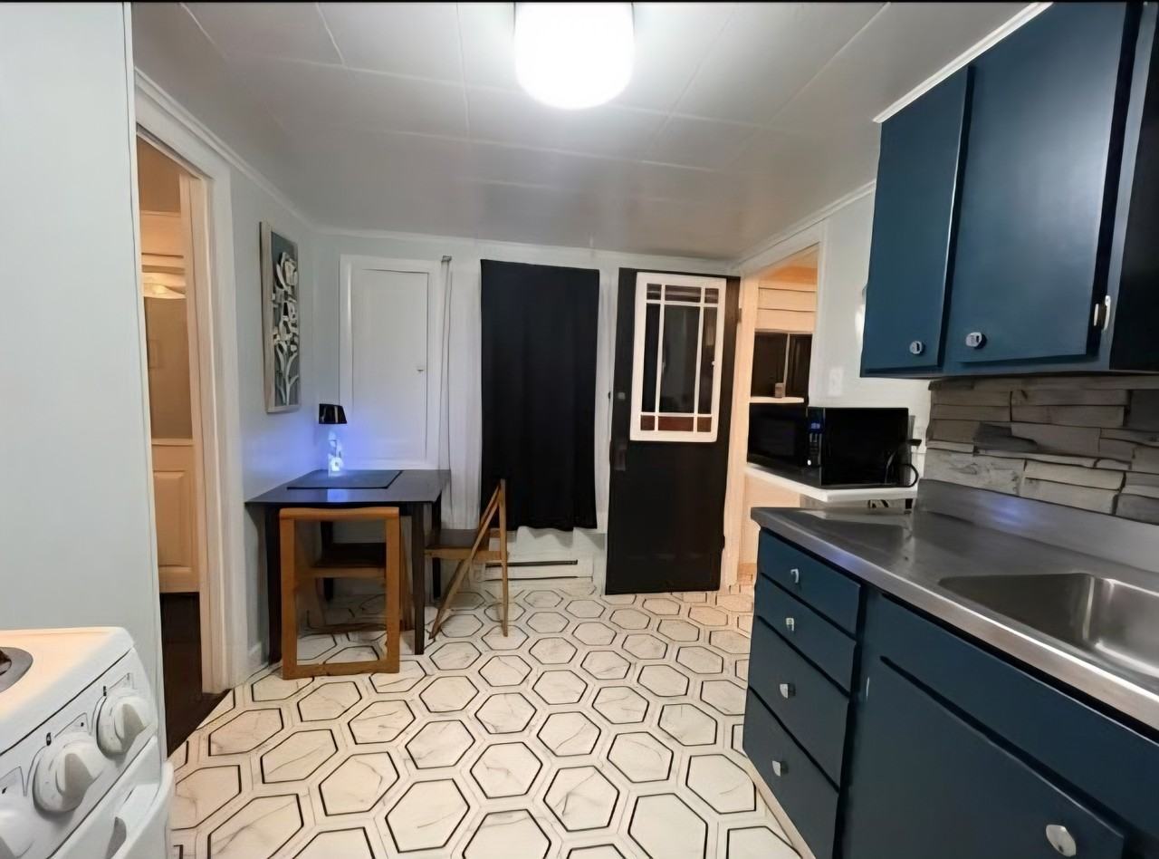 1003 Oceanview - Photo 6 of 12