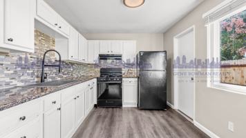 featured image of 72 E Oxford St