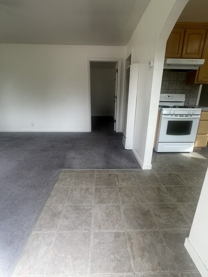 188 North 14th Street - Photo 2 of 11