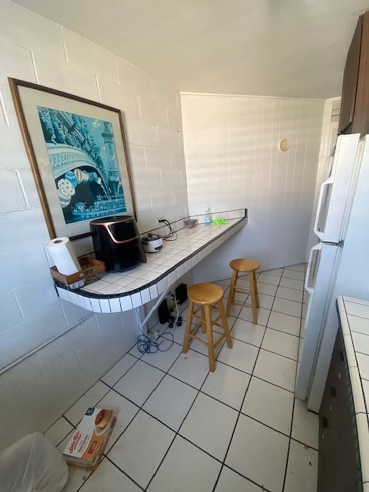 1917 Algaroba St. - Photo 6 of 11