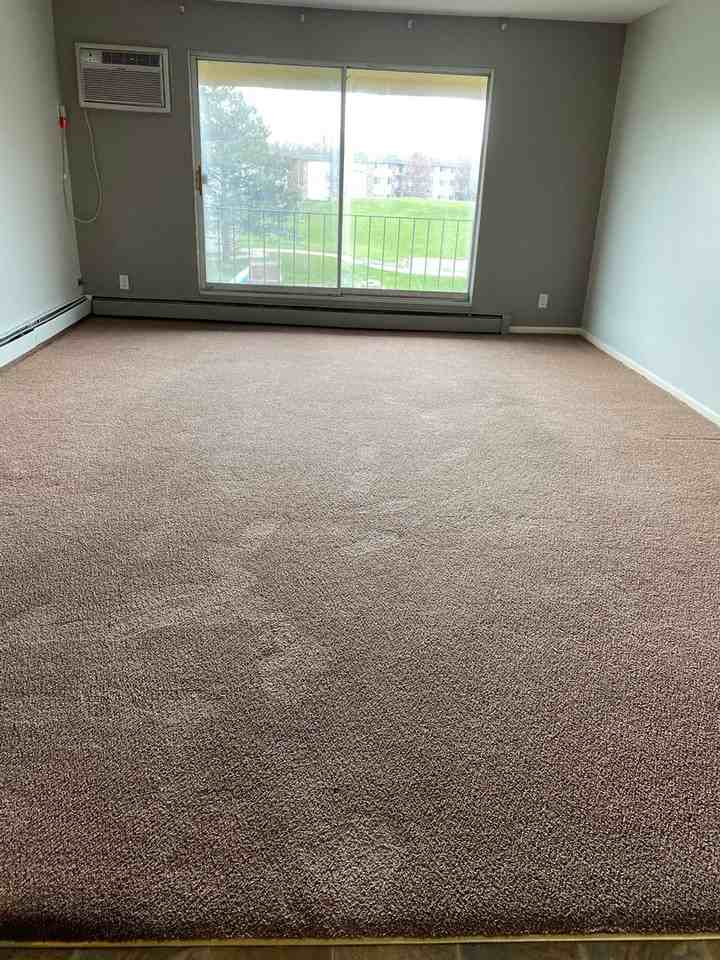 PERSAUD BRAMANTES APARTMENTS - Photo 4 of 7