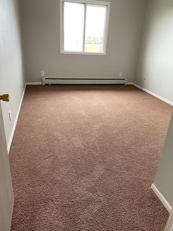 PERSAUD BRAMANTES APARTMENTS - Photo 6 of 7