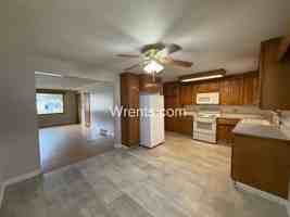featured image of 7918 N Hughes Dr