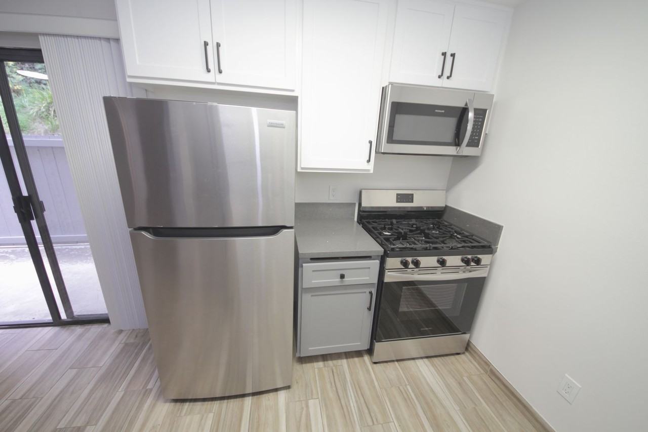 Shelby Expo Apts, LLC - Photo 6 of 50