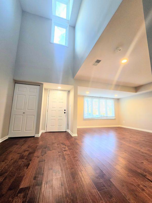 11 Ingham Way - Photo 2 of 24