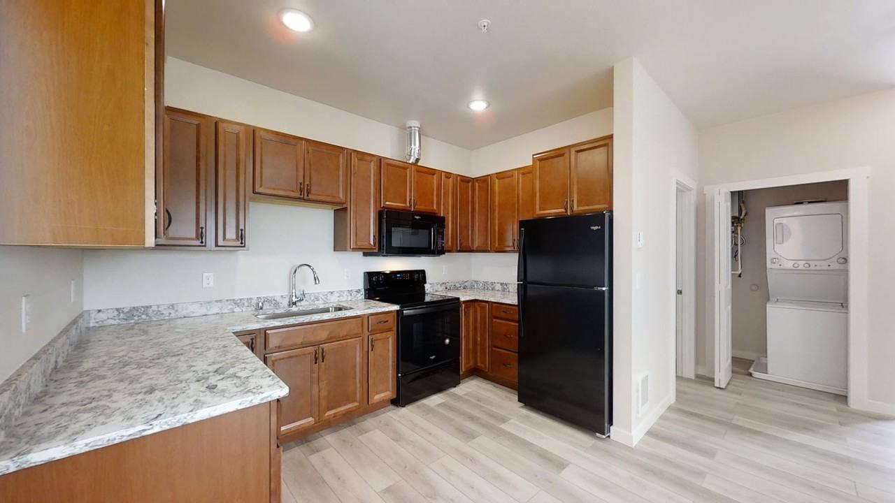 7427 S D St - Photo 7 of 33