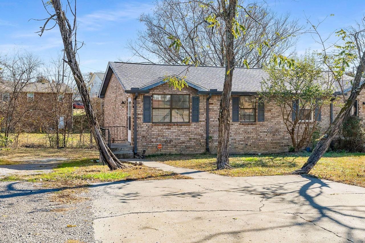 4558 Brooke Valley Dr - Photo 5 of 50