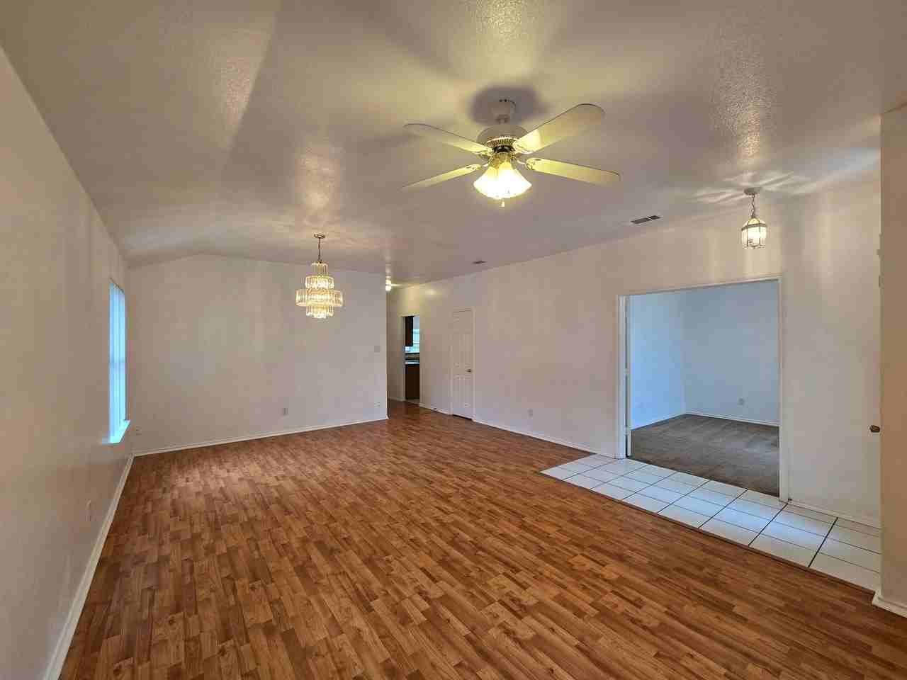 4611 Telluride Dr - Photo 3 of 30