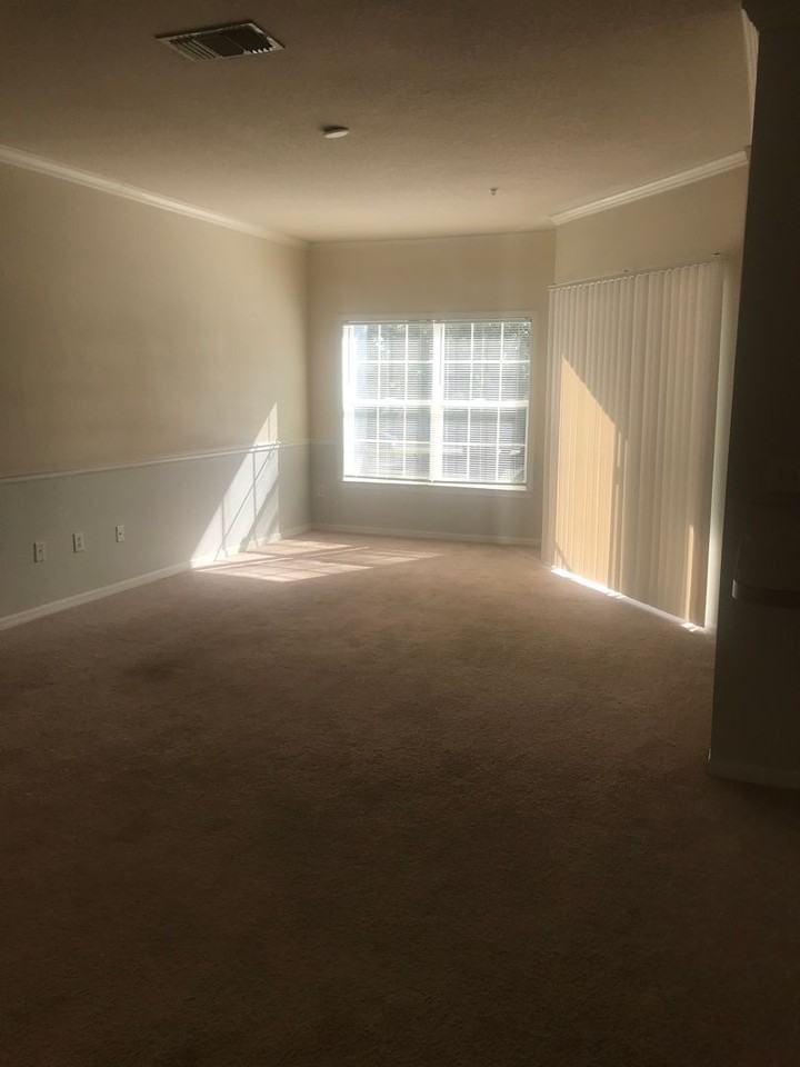 3561 Conroy Rd - Photo 2 of 14