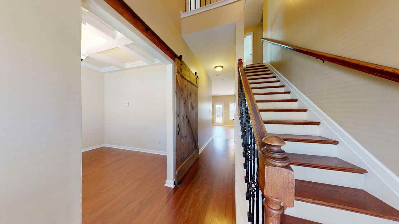 331 Lightness Dr - Photo 4 of 30