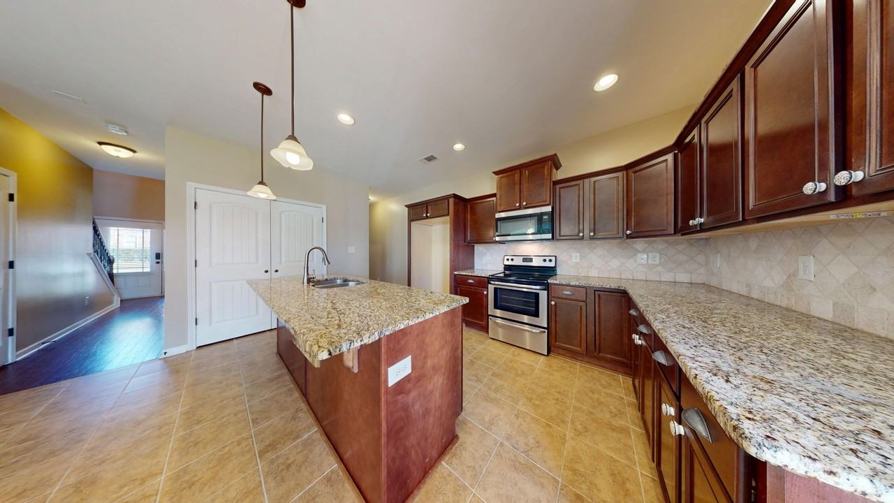 331 Lightness Dr - Photo 7 of 30