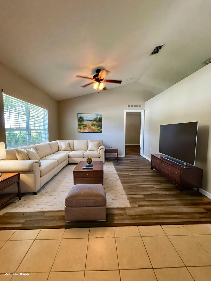 1103 Partridge Ln - Photo 2 of 21