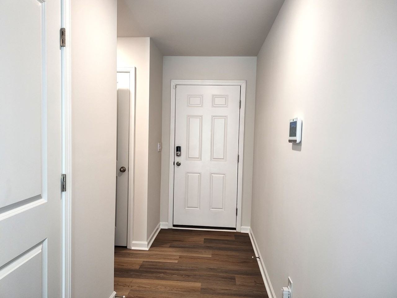 2931 Penninger Cir - Photo 2 of 26