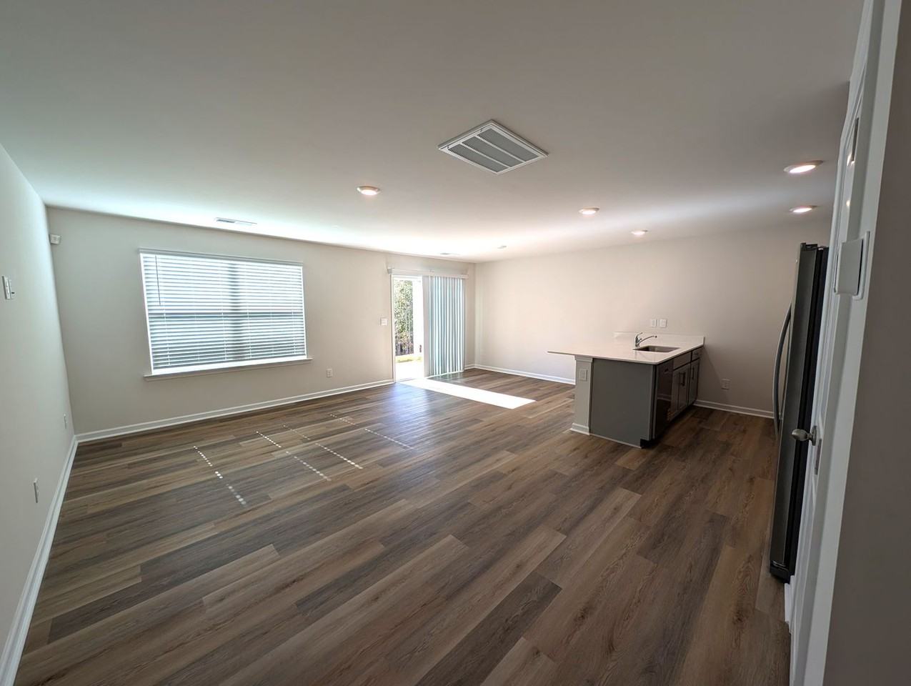 2931 Penninger Cir - Photo 7 of 26