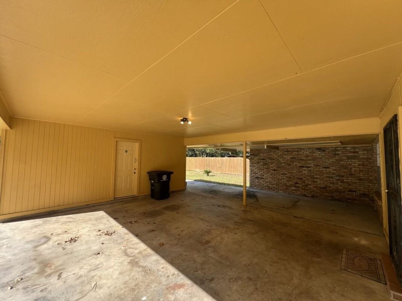 8823 Cefalu Drive - Photo 6 of 44