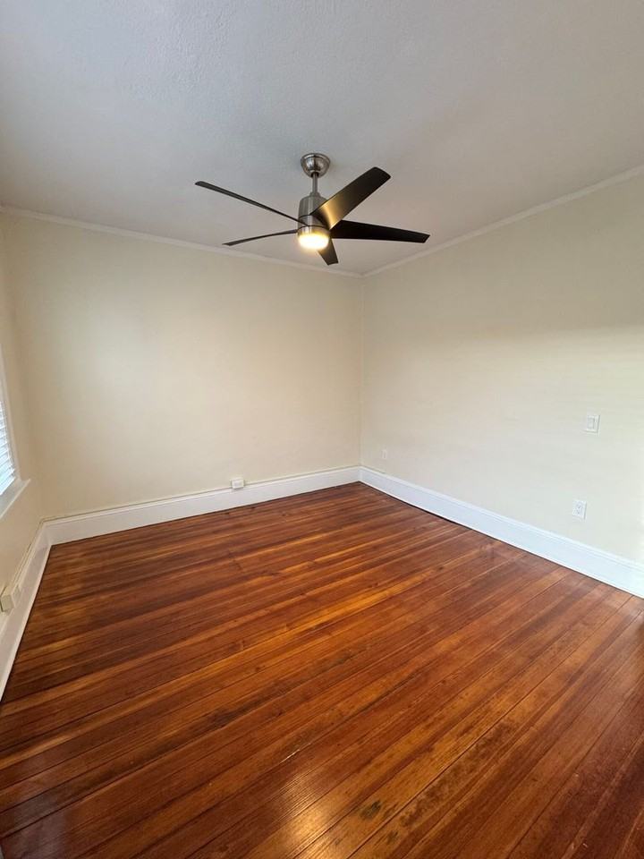 30 Wadsworth St - Photo 7 of 30