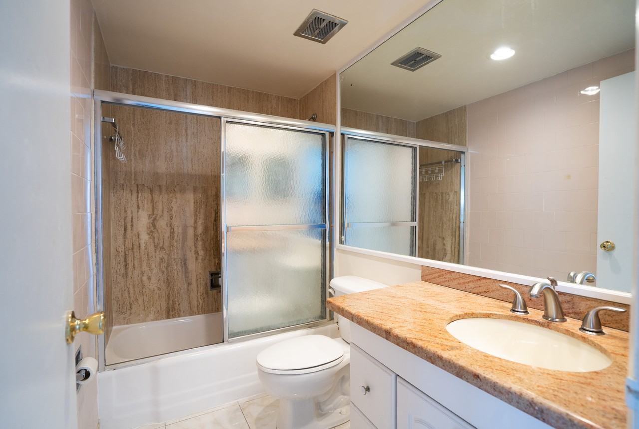 3800 Galt Ocean Drive #1215 - Photo 7 of 19