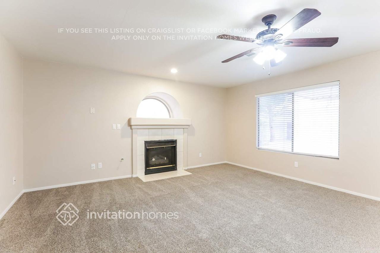 3905 Meadowlands St - Photo 4 of 18