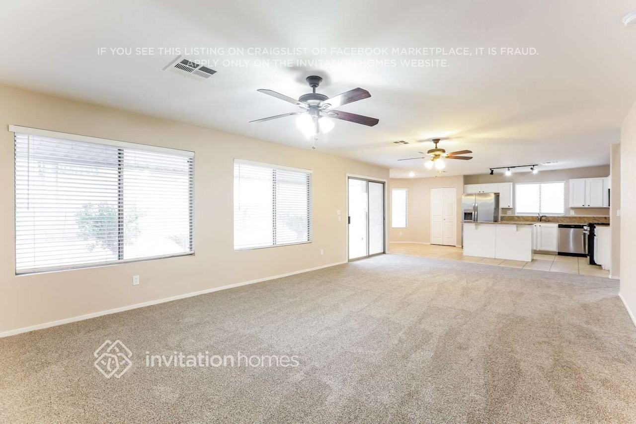 3905 Meadowlands St - Photo 5 of 18