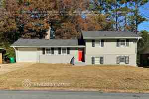 featured image of 883 Meadow Rock Drive