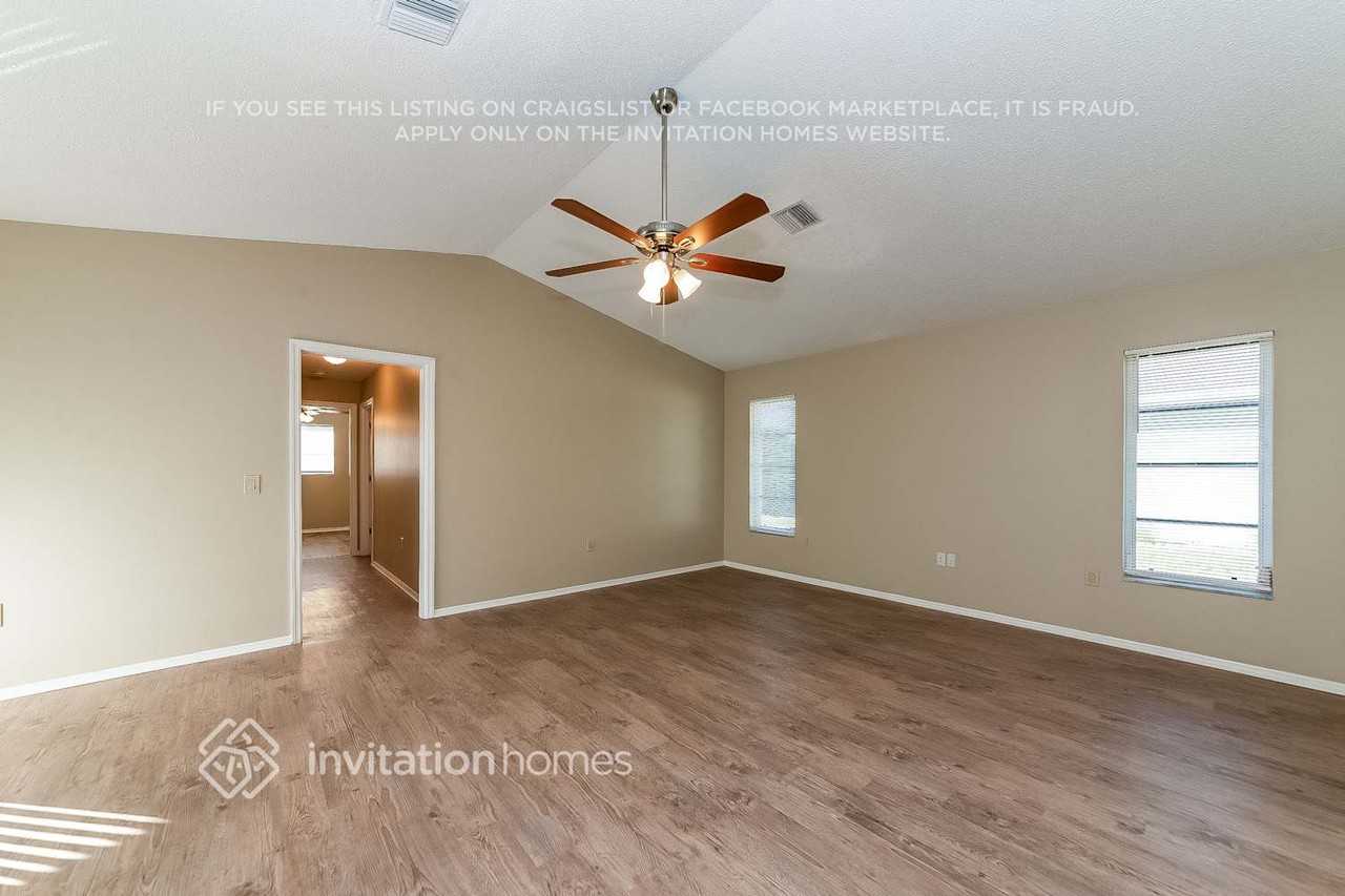 5886 Tyler Rd - Photo 4 of 17