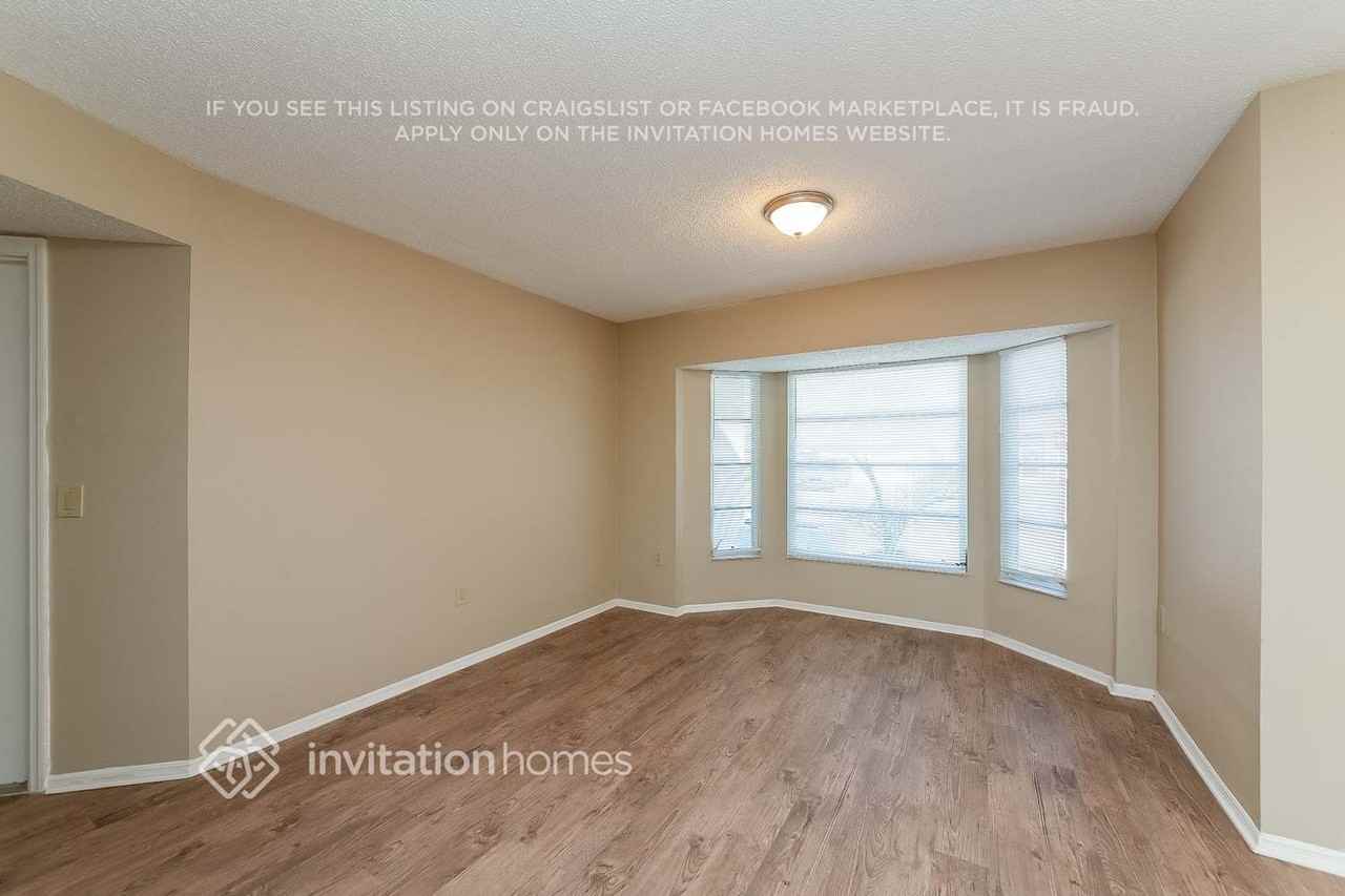 5886 Tyler Rd - Photo 5 of 17