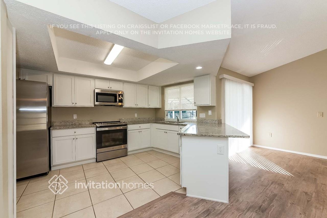 5886 Tyler Rd - Photo 6 of 17