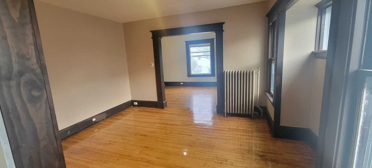 427 North Queen Avenue ##2 - Photo 4 of 12