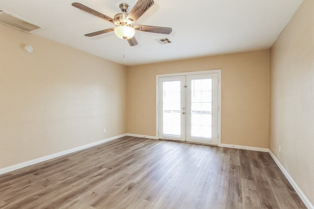 19643 N 12th Pl - Photo 6 of 16