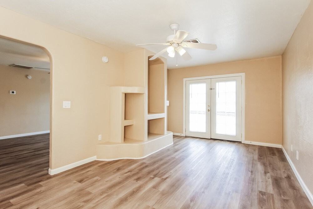 19643 N 12th Pl - Photo 7 of 16