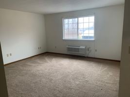 featured image of 402 Kittery Ridge Dr