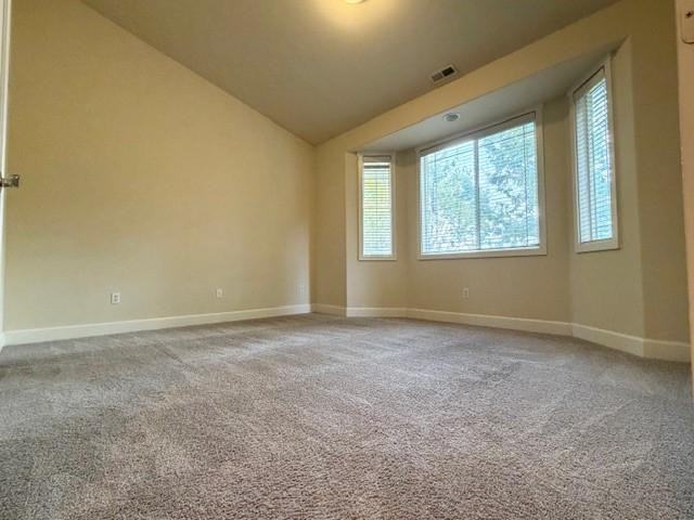 725 N Center Pkwy - Photo 3 of 12