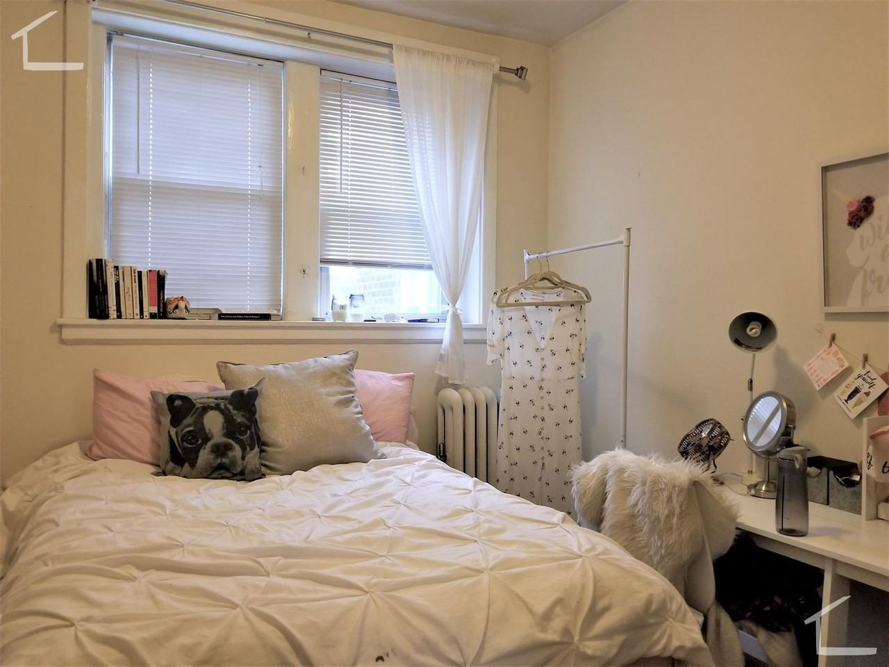 312 Saint Paul St - Photo 5 of 10