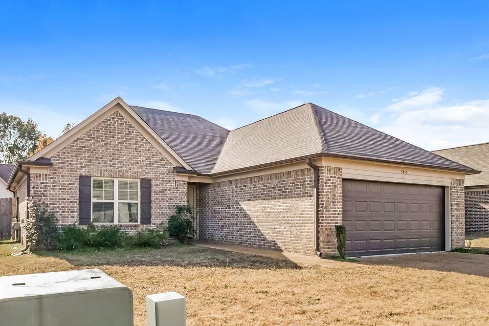 9455 Darren Circle South - Photo 3 of 16