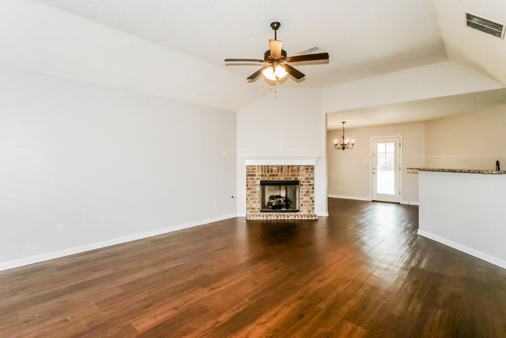 9455 Darren Circle South - Photo 4 of 16