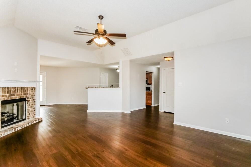 9455 Darren Circle South - Photo 5 of 16