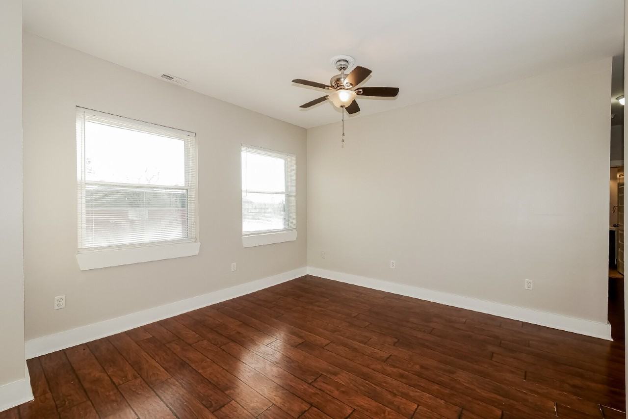 2029 North College Avenue - Photo 5 of 19