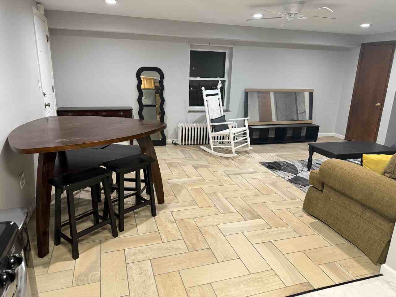 101 Marion Ave #3 - Photo 3 of 14