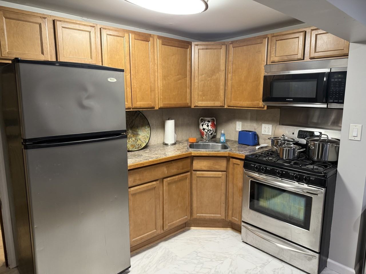 101 Marion Ave #3 - Photo 6 of 14