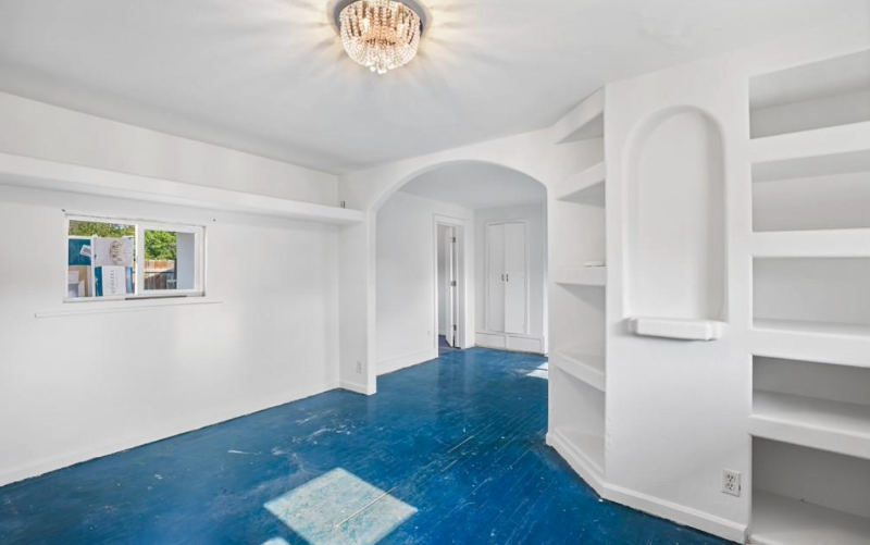 1544 Wabash Ave - Photo 3 of 17