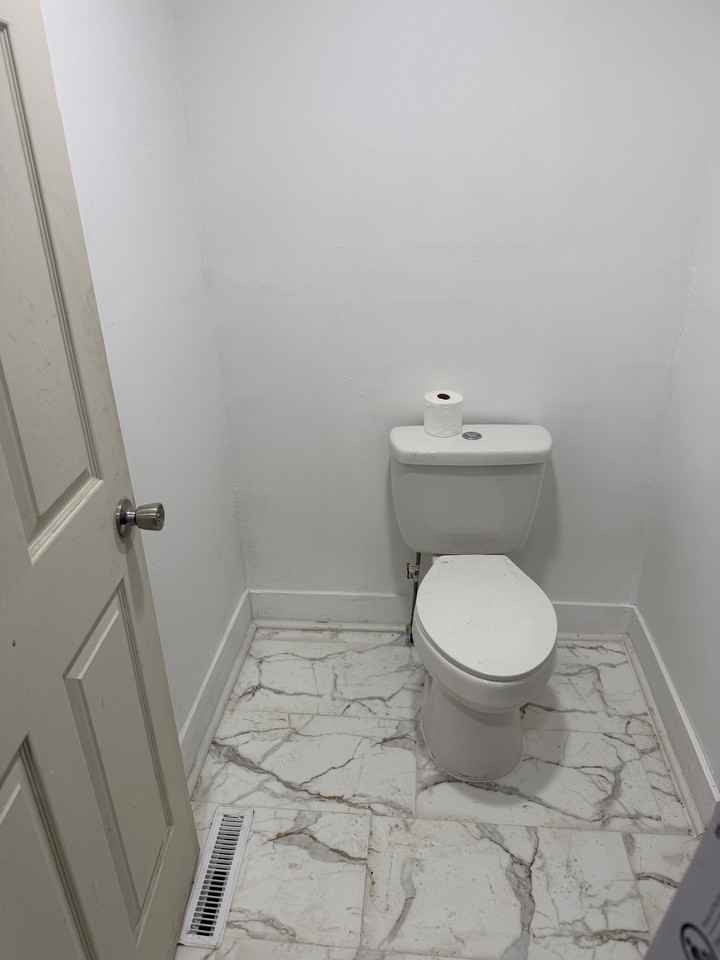 4440 S Salina St #1 - Photo 3 of 12